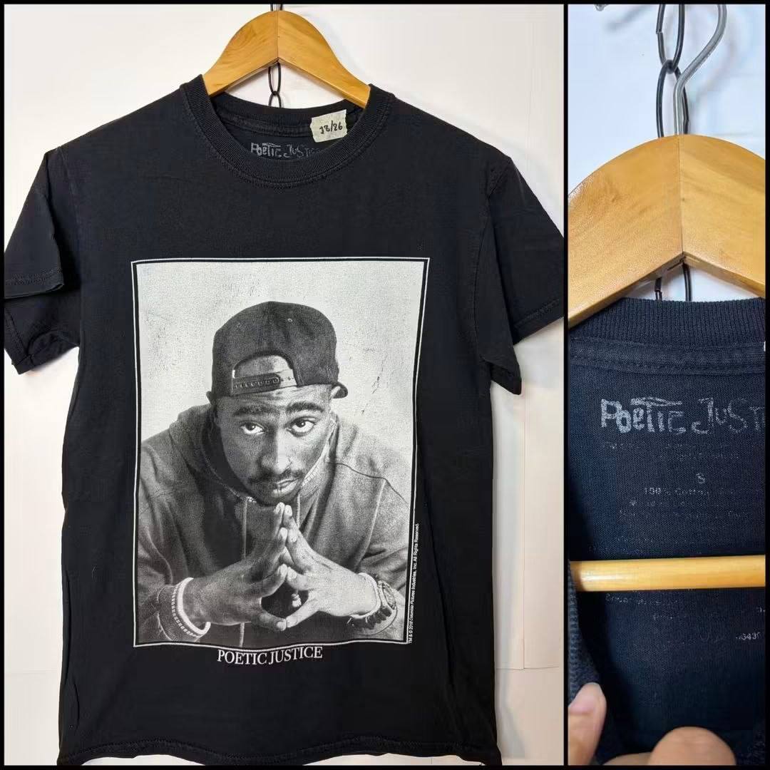 เสื้อยืดมือสอง Poetic Justice / Black